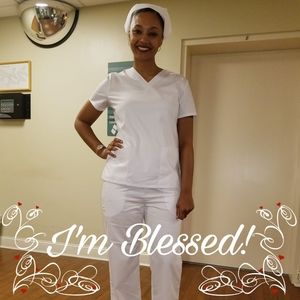 Meet your Posher, Carolina